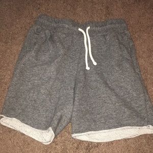 2for1H&M sweatpant shorts\Calvin Klein bralette